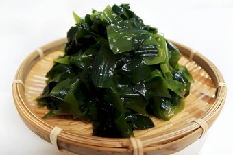 What is Miyeok? Korean Sea Mustard Explained (+ Easy Miyeok-guk&nbsp;Recipe)