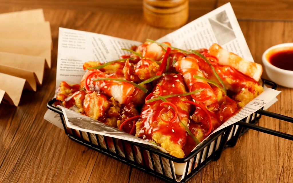 Yangnyeom Chicken Recipe: Crispy Korean Fried Chicken with Sweet and Spicy&nbsp;Sauce